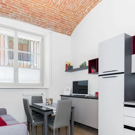 Loft Del Conte Nei Pressi Della Mole By Wonderful Italy